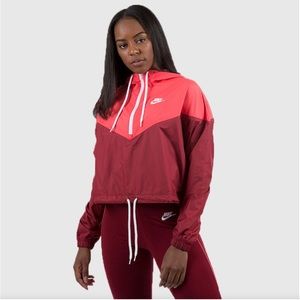 Nike Heritage Cropped Windrunner Jacket